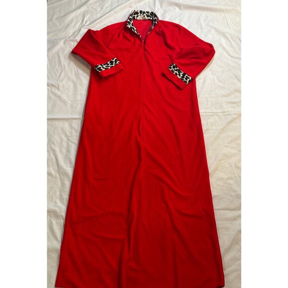 Vintage Vanity Fair Red Quarter-Zip Robe with Leopard Cuffs and Collar, Size 14 - Picture 1 of 4